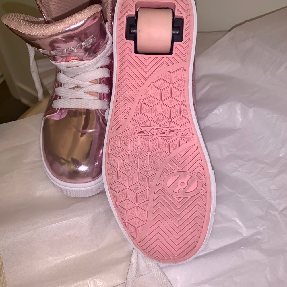 Heeelys Girls Uptown High Top Sneaker/Skates